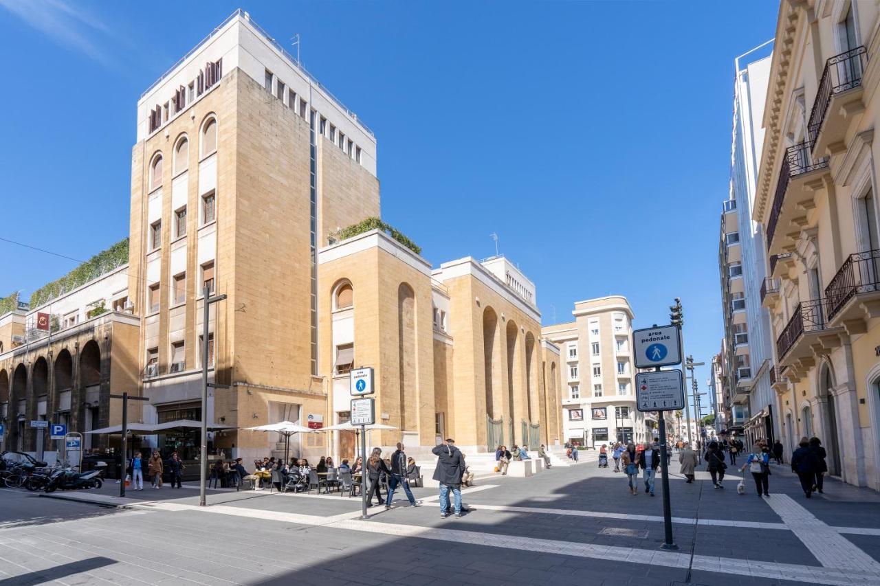 Bari Centrale Railway Station Apartment Eksteriør bilde