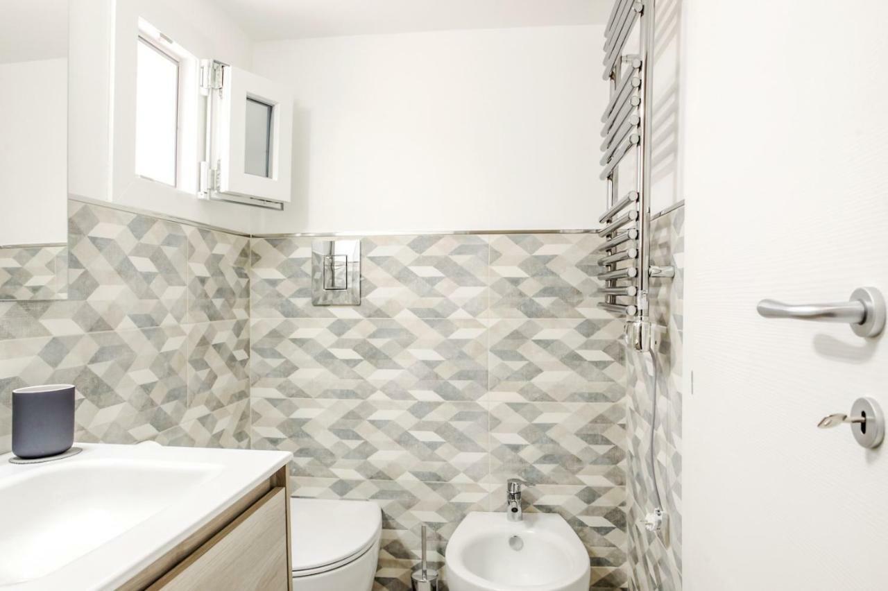 Bari Centrale Railway Station Apartment Eksteriør bilde